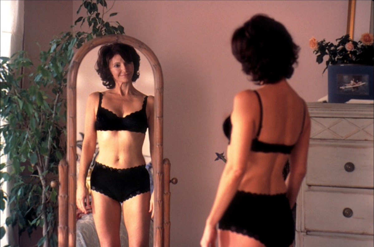 Mary Steenburgen in Life as a House. 